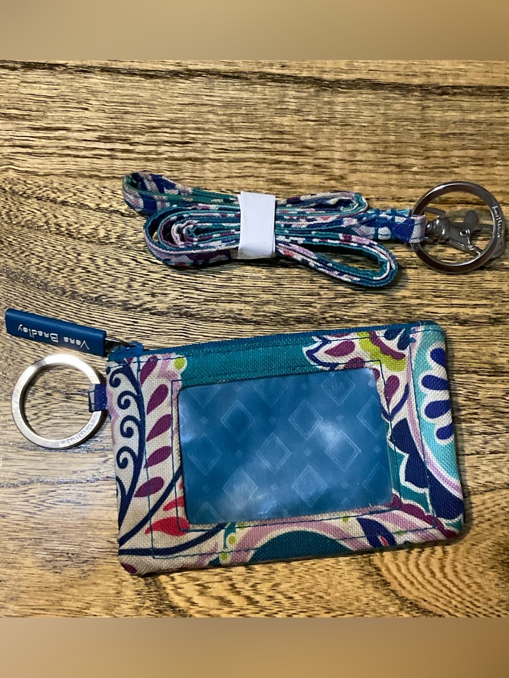 Vera Bradley Zip ID Case & matching Lanyard, Blue Island Medallion, EUC - Picture 1 of 8